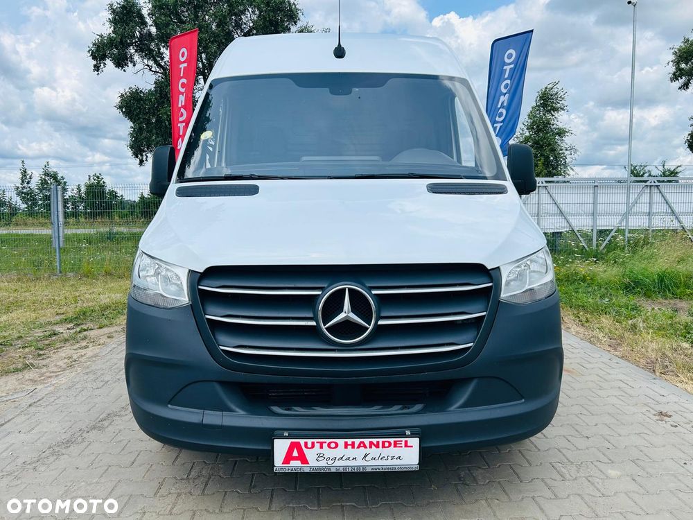 Mercedes-Benz Sprinter - 4