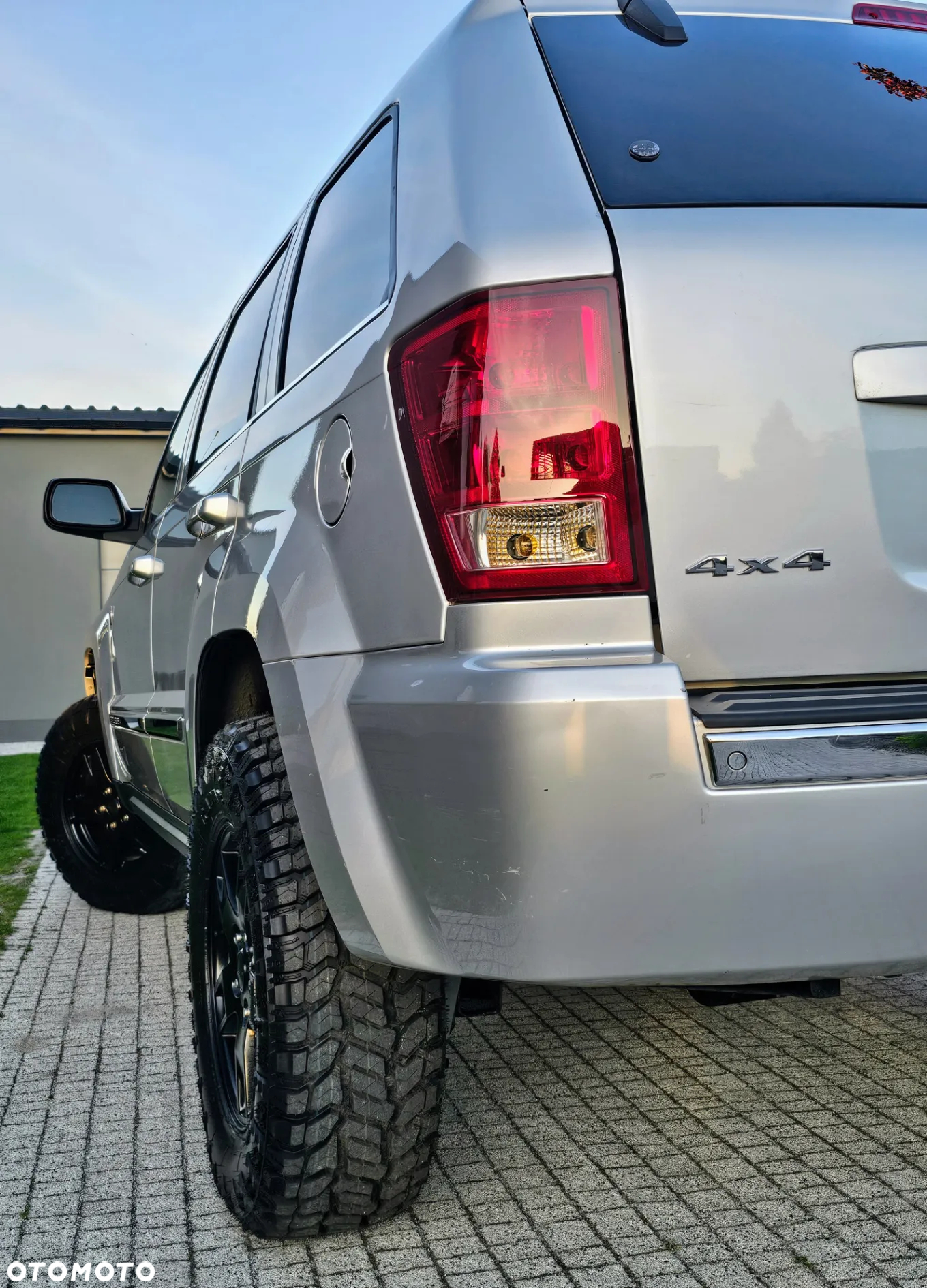 Jeep Grand Cherokee 5.7 V8 HEMI 4WD Automatik Overland - 11