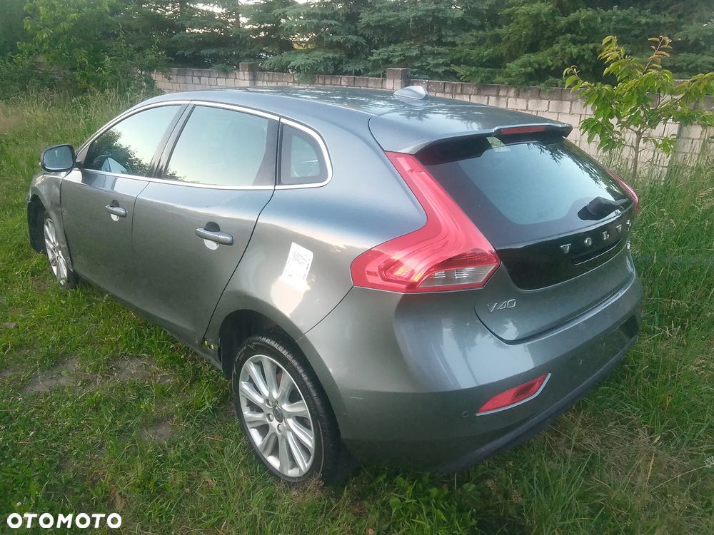 Volvo V40 T2 Drive-E Ocean Race - 4