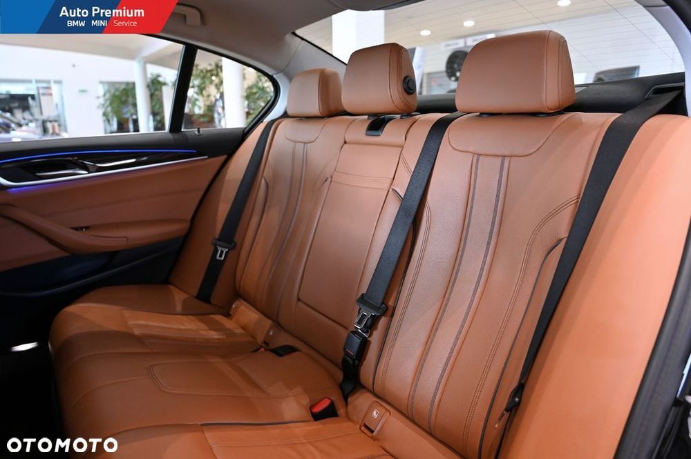 BMW Seria 5 - 17