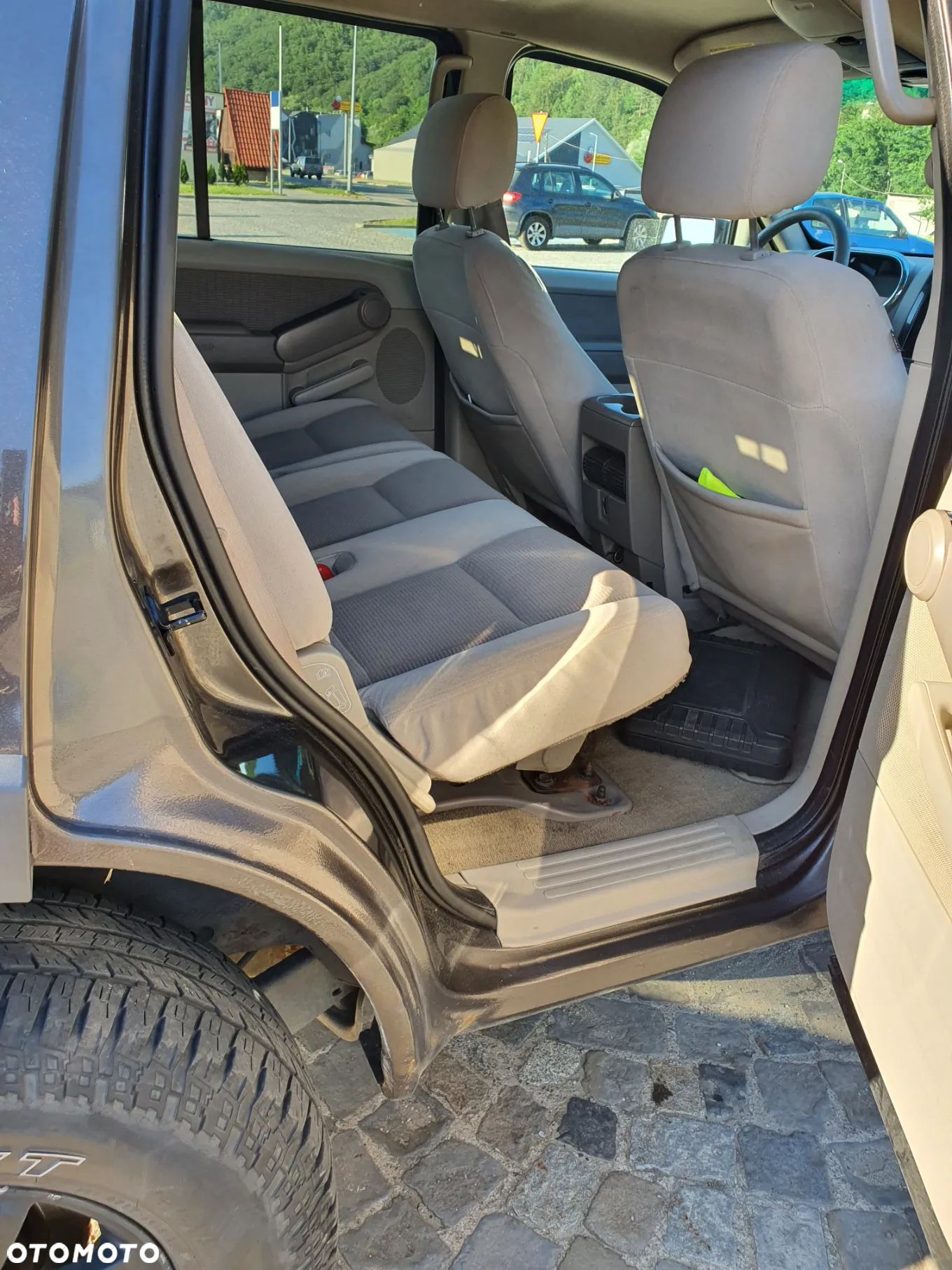 Ford Explorer 4.0 AWD - 10