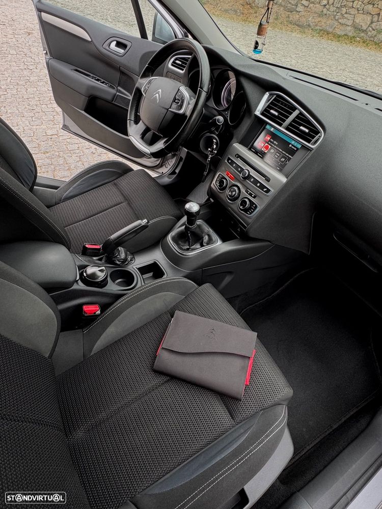 Citroën C4 1.6 BlueHDi Feel - 10