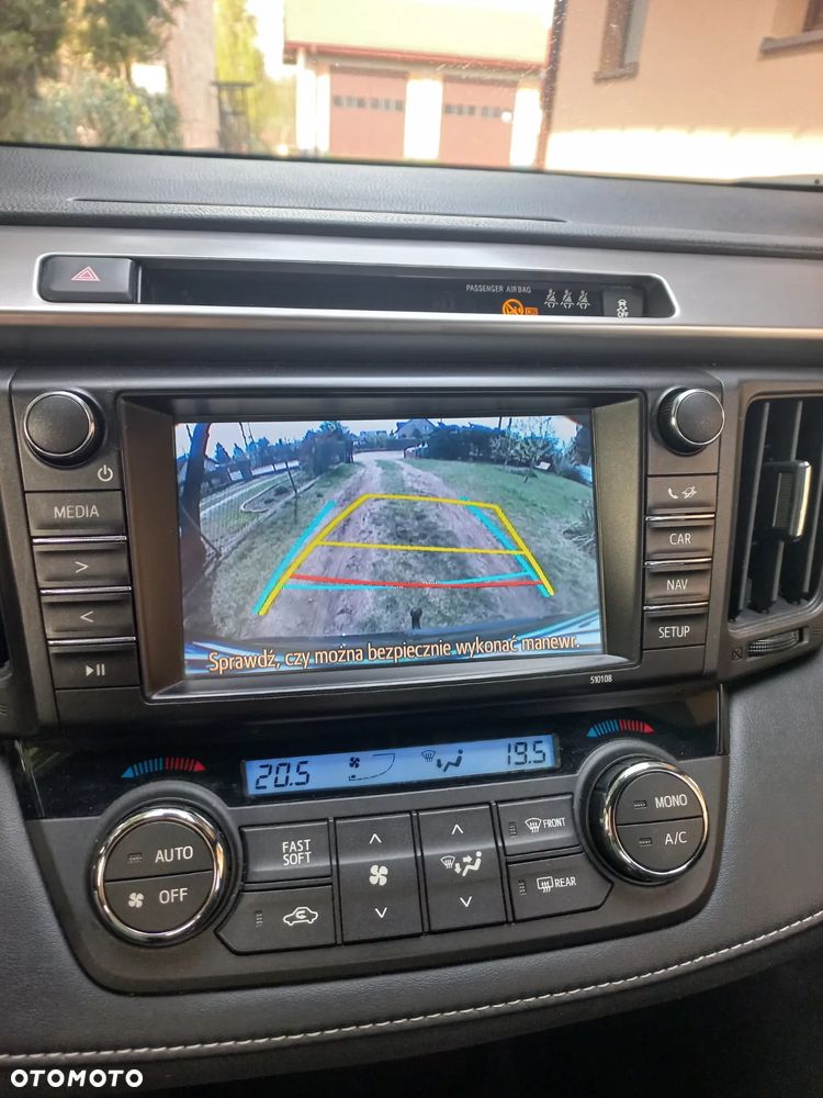 Toyota RAV4 - 11
