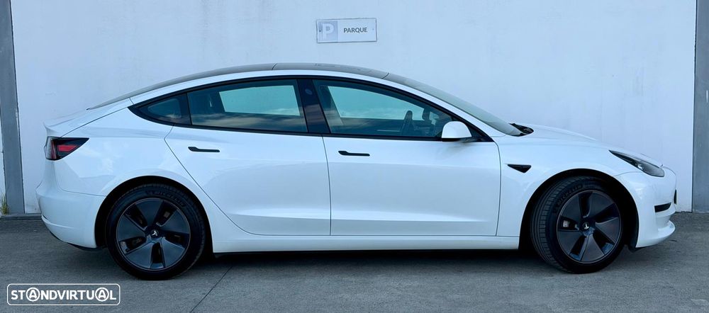 Tesla Model 3 Standard RWD - 19
