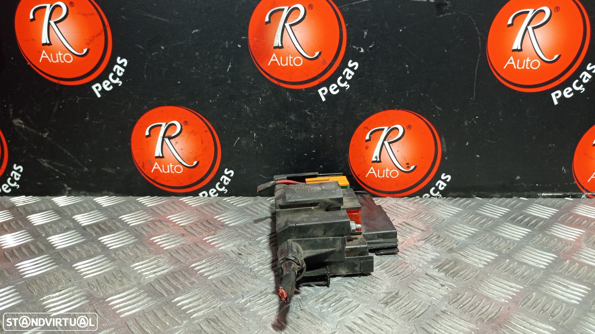 Caixa De Fusíveis Renault Clio Iii (Br0/1, Cr0/1) - 4