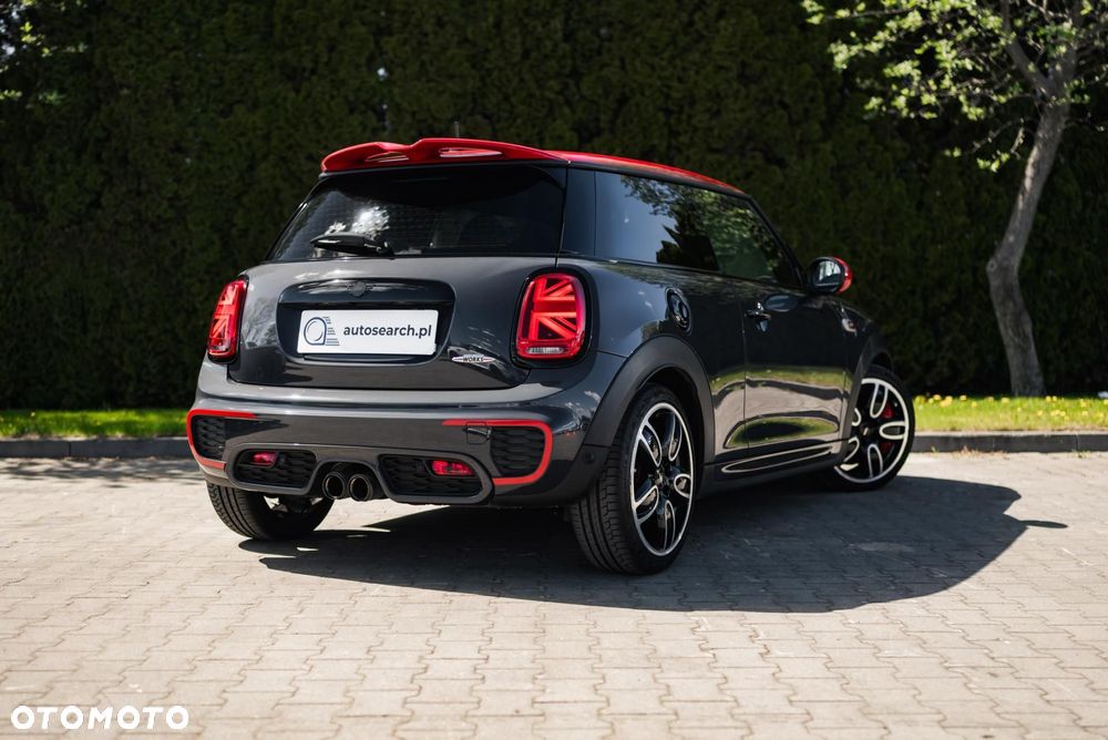 MINI John Cooper Works - 5