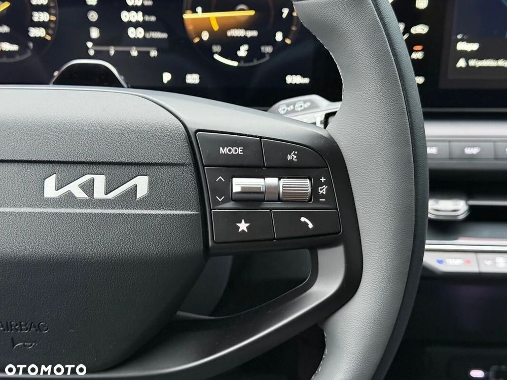 Kia K4 - 13