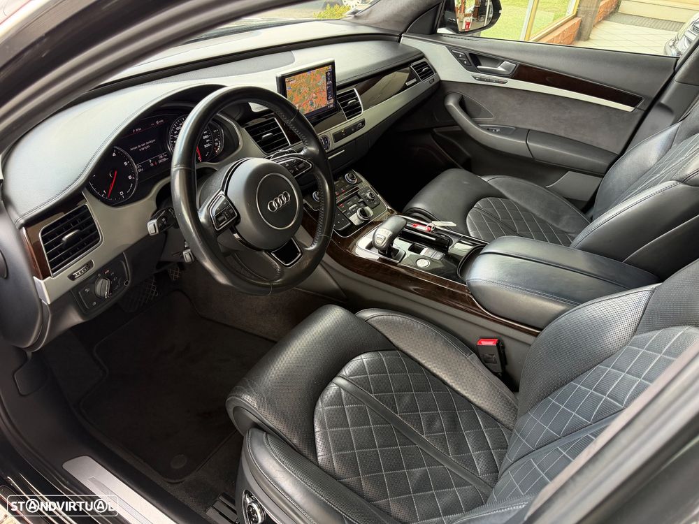 Audi A8 - 5