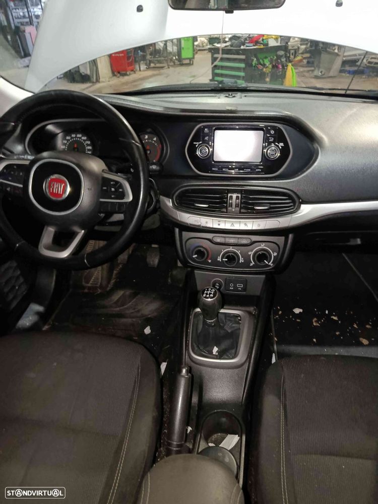 Carro 55283775 FIAT TIPO 2017 1.3D 95CV 5P CINZA GASOLEO - 3