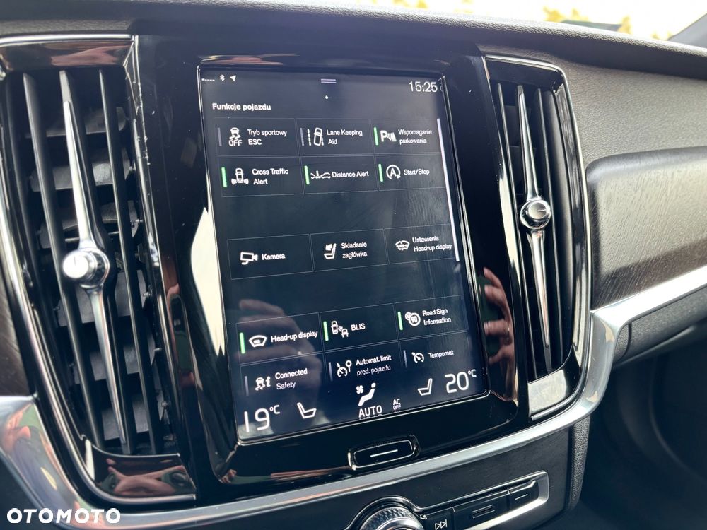 Volvo V90 Cross Country T5 AWD Pro - 37