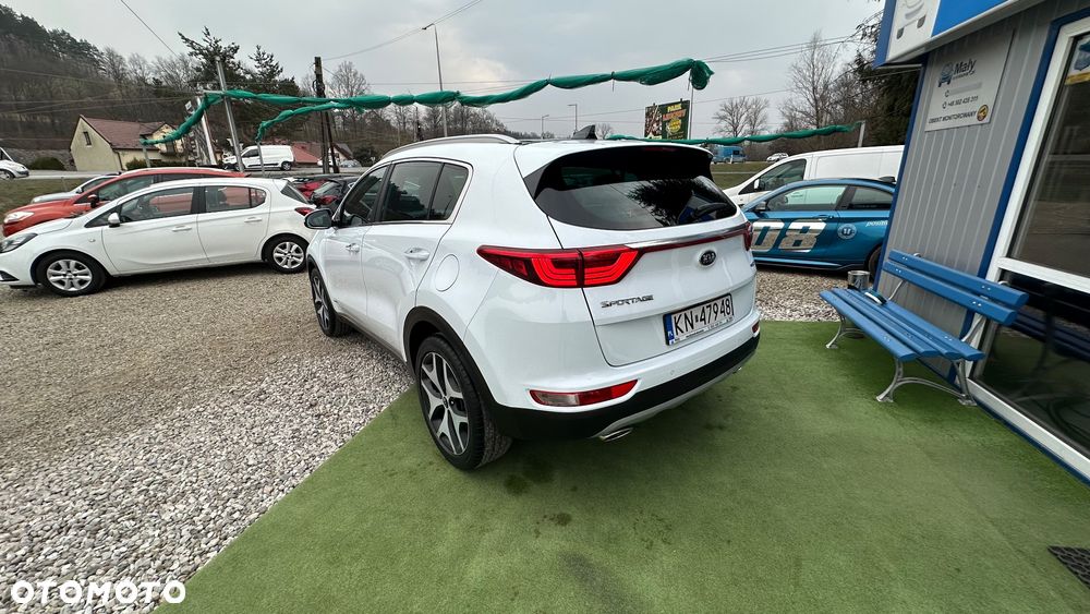 Kia Sportage 2,0 CRDI AWD GT Line - 4