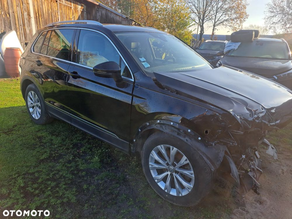 Volkswagen Tiguan - 5
