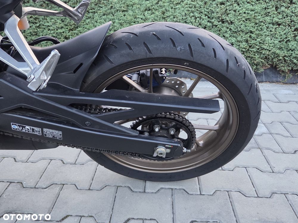 Honda CB - 7