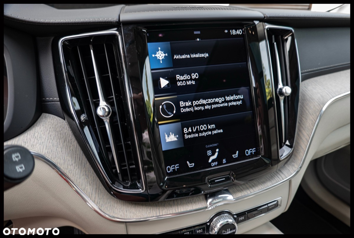 Volvo XC 60 B5 B AWD Inscription - 12