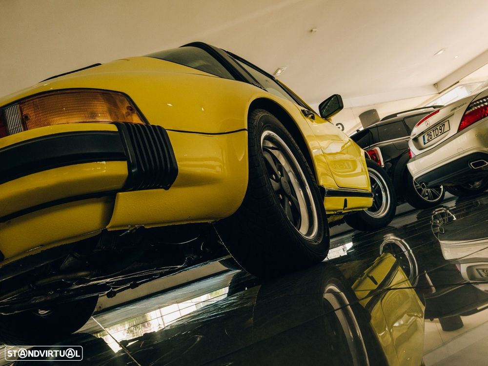 Porsche 911 Série G 3.0 Carrera Targa - 13