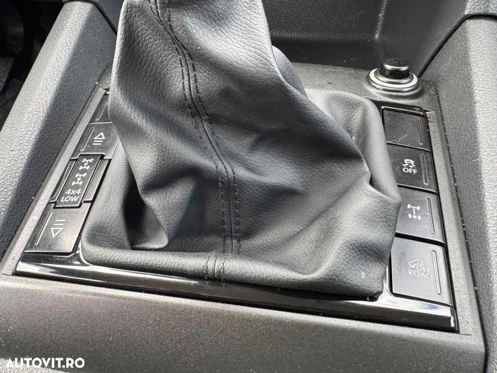 Volkswagen Amarok 2.0 BiTDI - 17