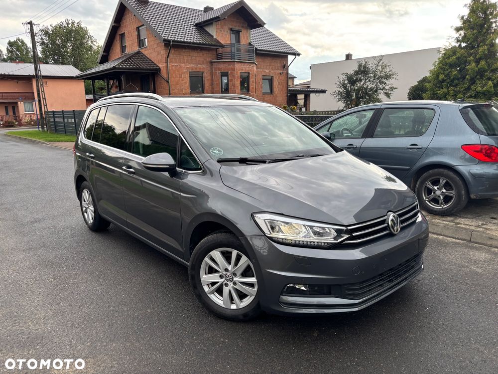 Volkswagen Touran 2.0 TDI SCR DSG Highline - 4