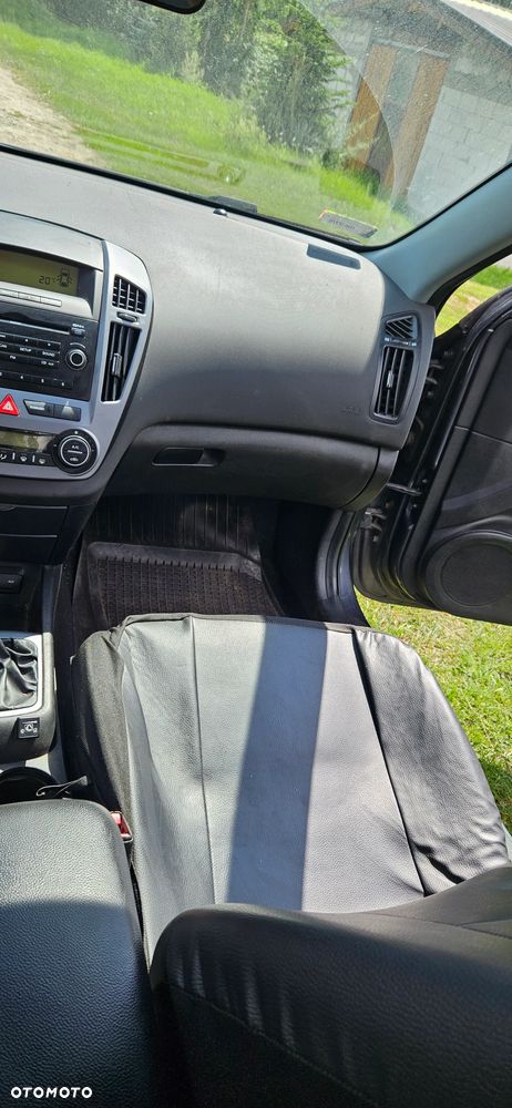 Kia Ceed 1.4 Comfort - 11