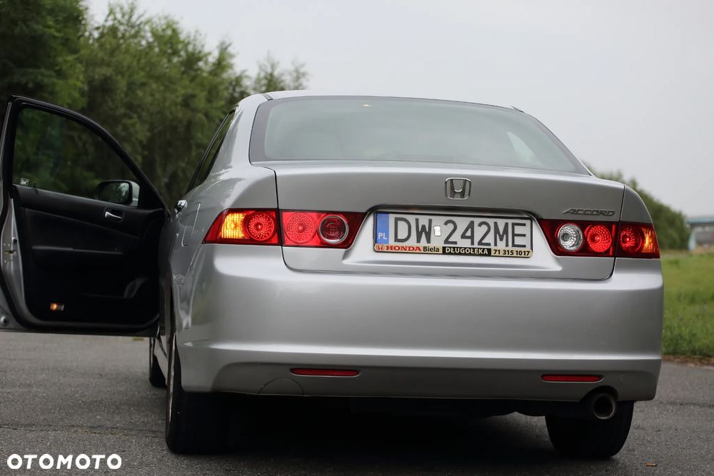 Honda Accord 2.0 Sport - 4