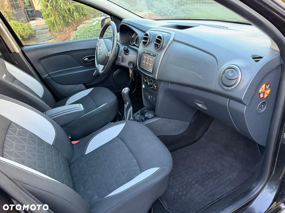 Dacia Sandero Stepway TCe 90 S&S Ambiance - 24