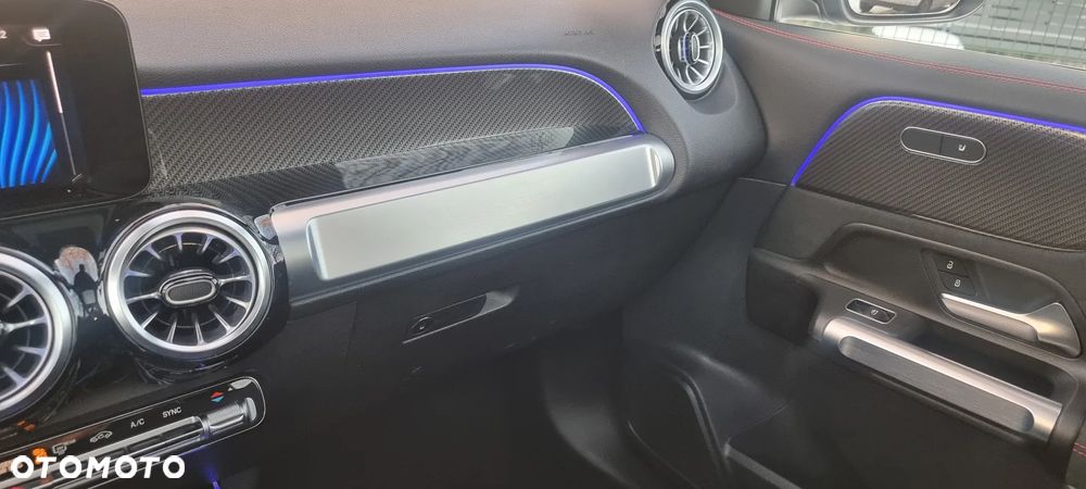 Mercedes-Benz GLB 250 4Matic 8G-DCT AMG Line - 22