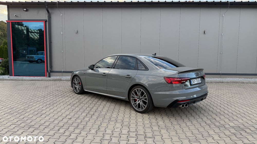 Audi A4 Limousine 45 TFSI quattro S tronic S line - 8