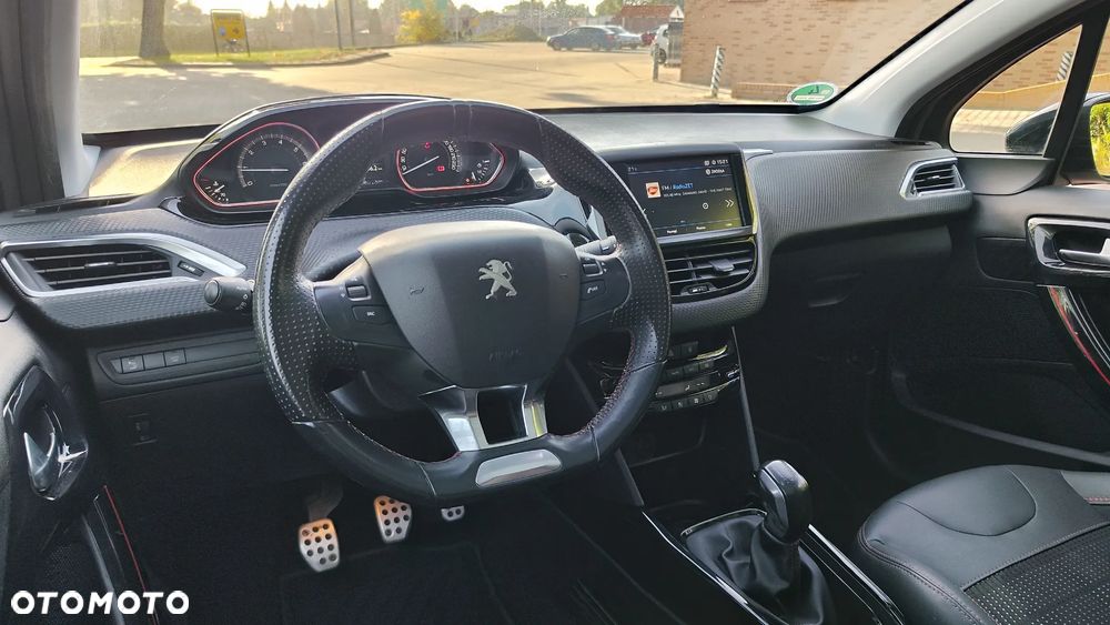 Peugeot 2008 PureTech 110 Stop&Start GT-Line Edition - 22