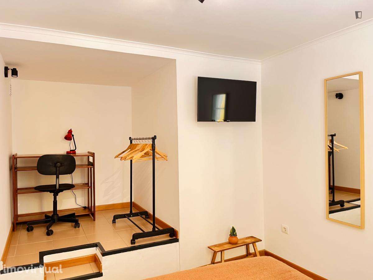 Casa com 1 quartos - localizado em Alta Universitária Coimbra - Grande imagem: 3/10