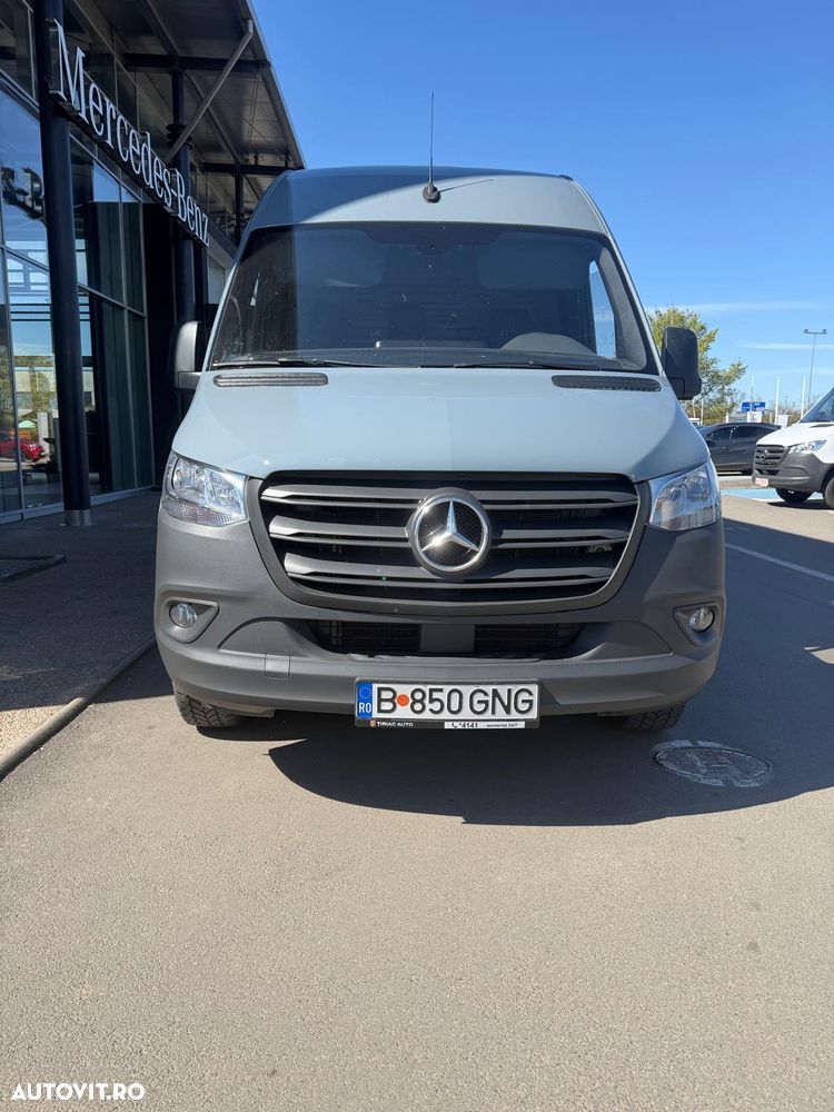 Mercedes-Benz Sprinter 319 CDI - 2