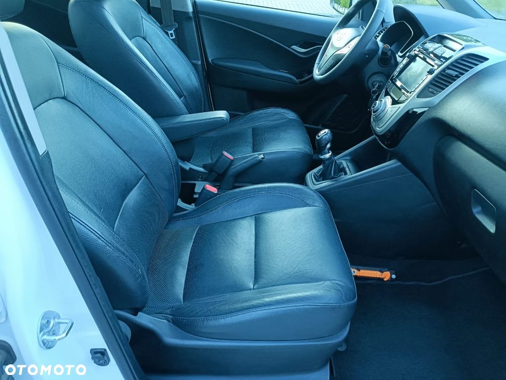 Hyundai ix20 1.6 blue Style - 14