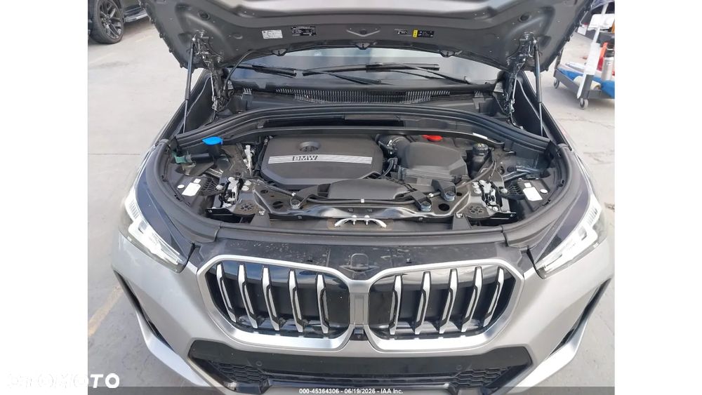 BMW X1 - 12