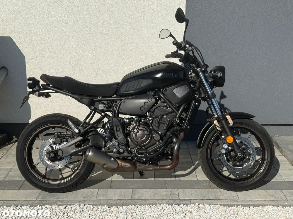 Yamaha XSR - 4