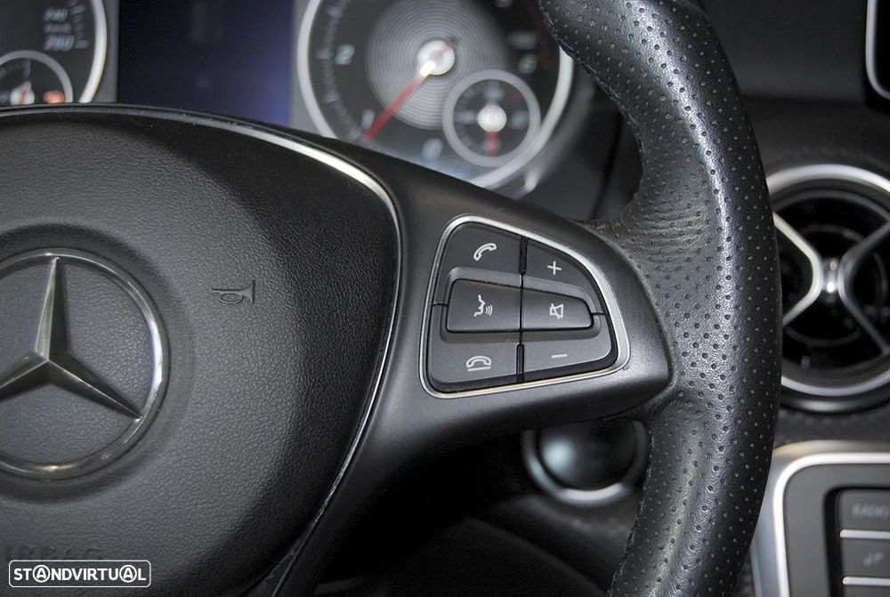 Mercedes-Benz A 180 d AMG Line - 20