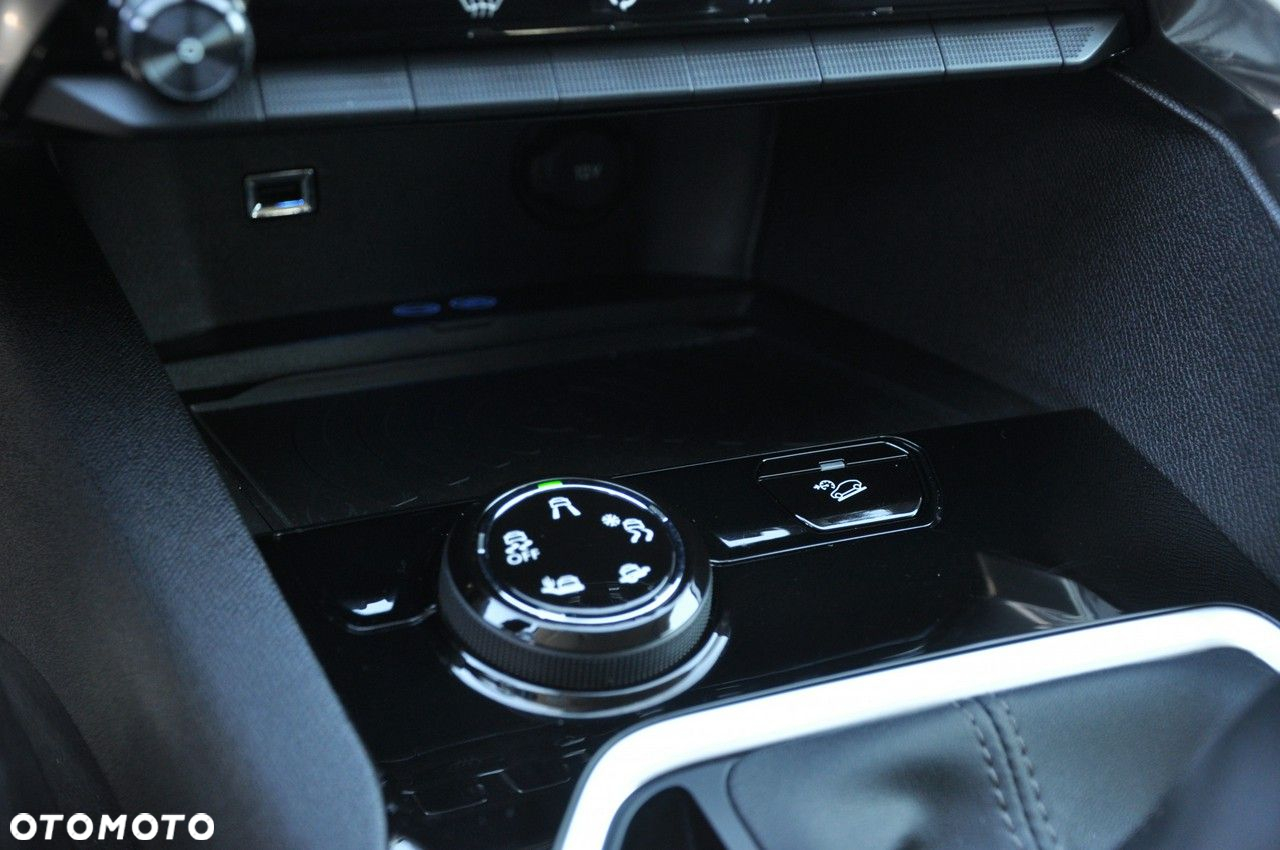 Peugeot 5008 HDI 115 Allure - 26