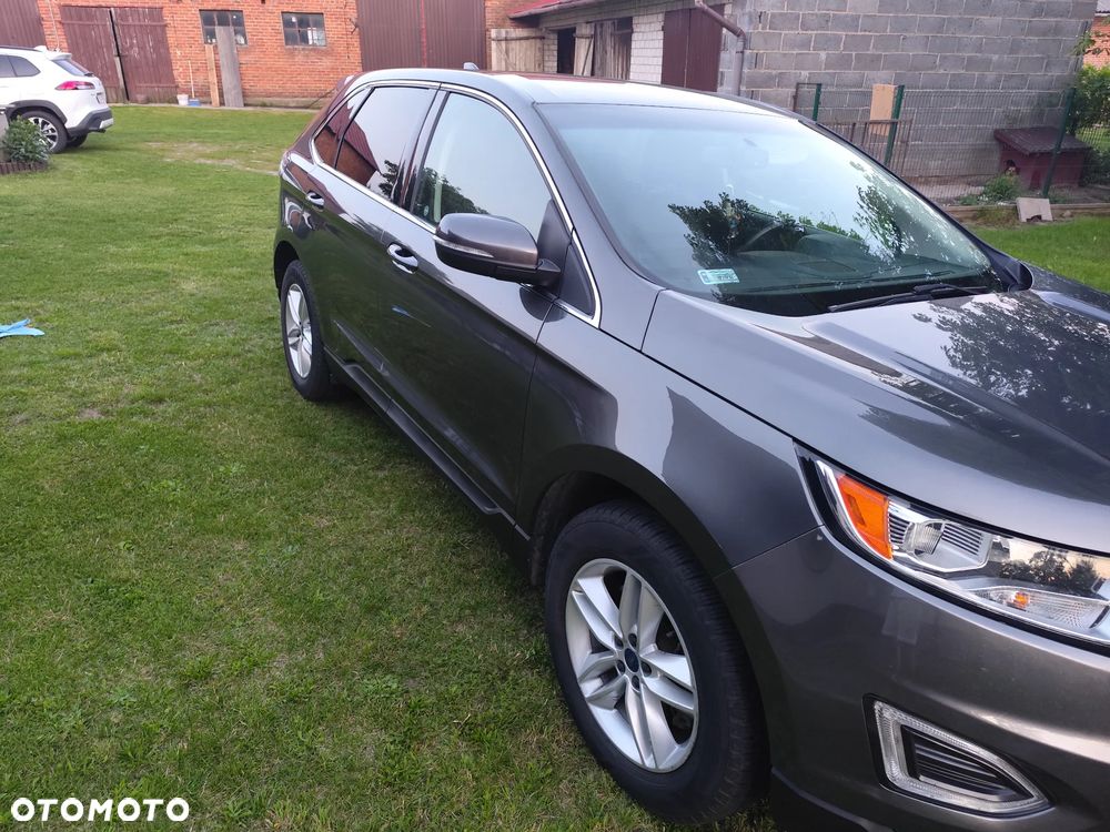 Ford Edge - 4