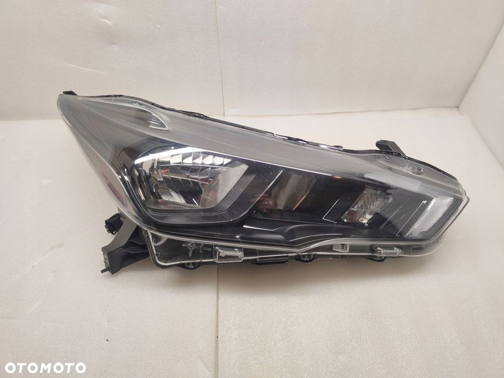 nissan micra k14 zw ciemna lampa prawy przód 100-18728 - 1