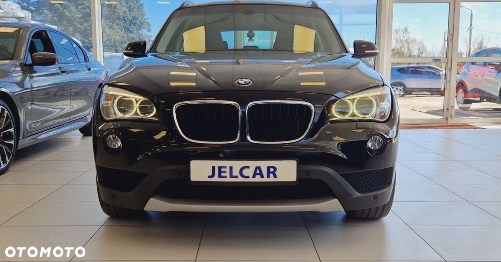 BMW X1 xDrive28i - 8