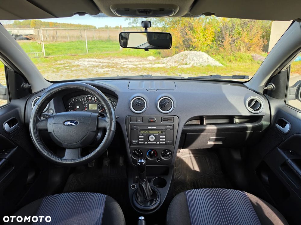Ford Fusion - 7