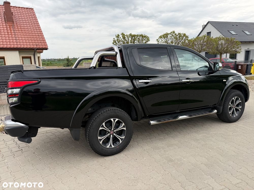 Fiat Fullback 2.4 MJ DC LX Silver + - 5