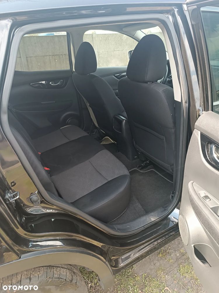 Nissan Qashqai 1.6 DCi Xtronic TEKNA - 11