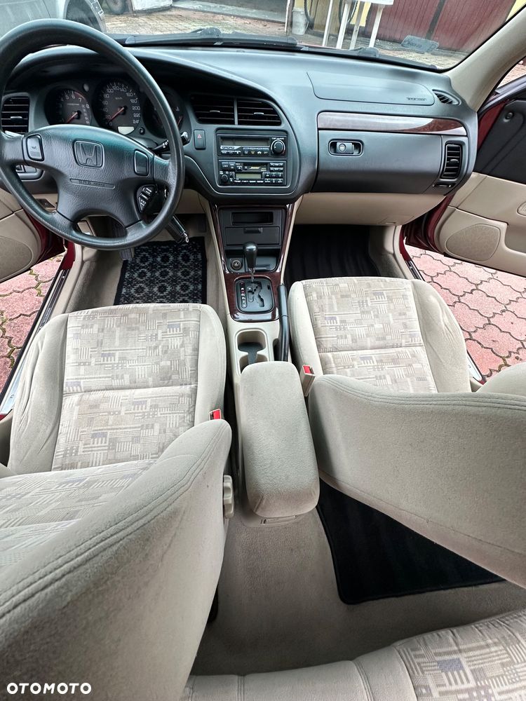 Honda Accord - 14