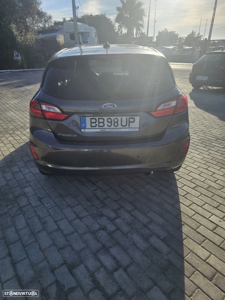 Ford Fiesta - 5