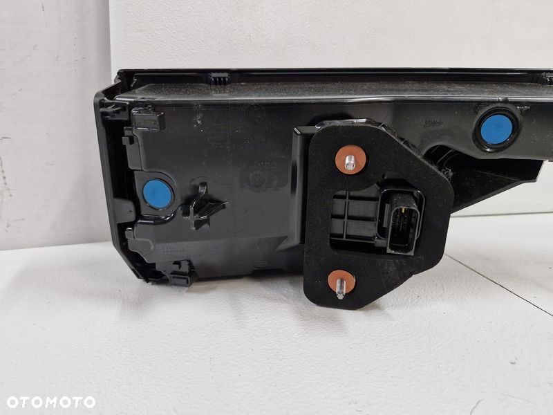 JEEP COMPASS 2025- LAMPA BLENDA TYŁ ŚRODKOWA TYLNA 9859903780 - 9