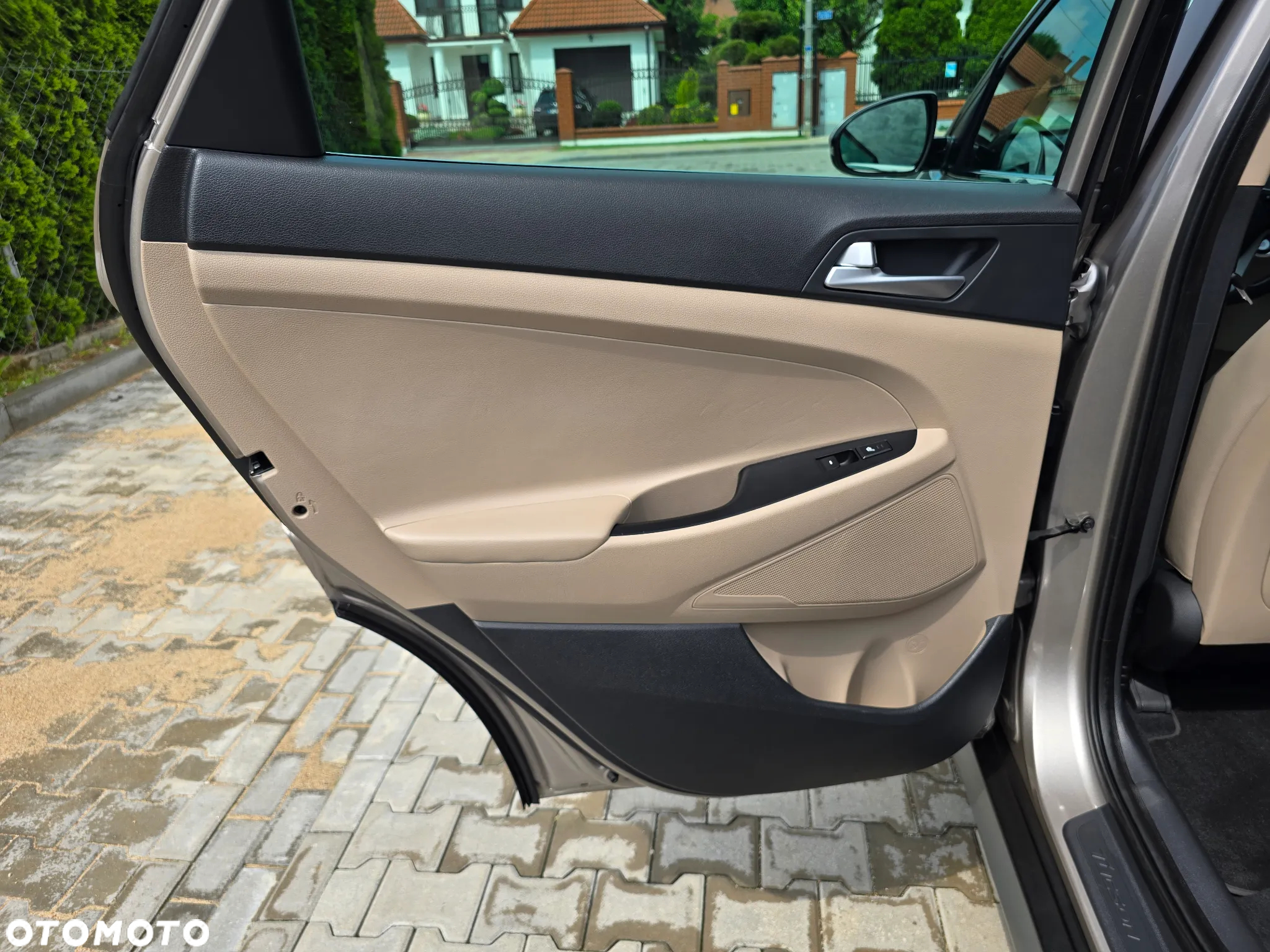 Hyundai Tucson 1.7 CRDI BlueDrive Premium 2WD DCT - 19