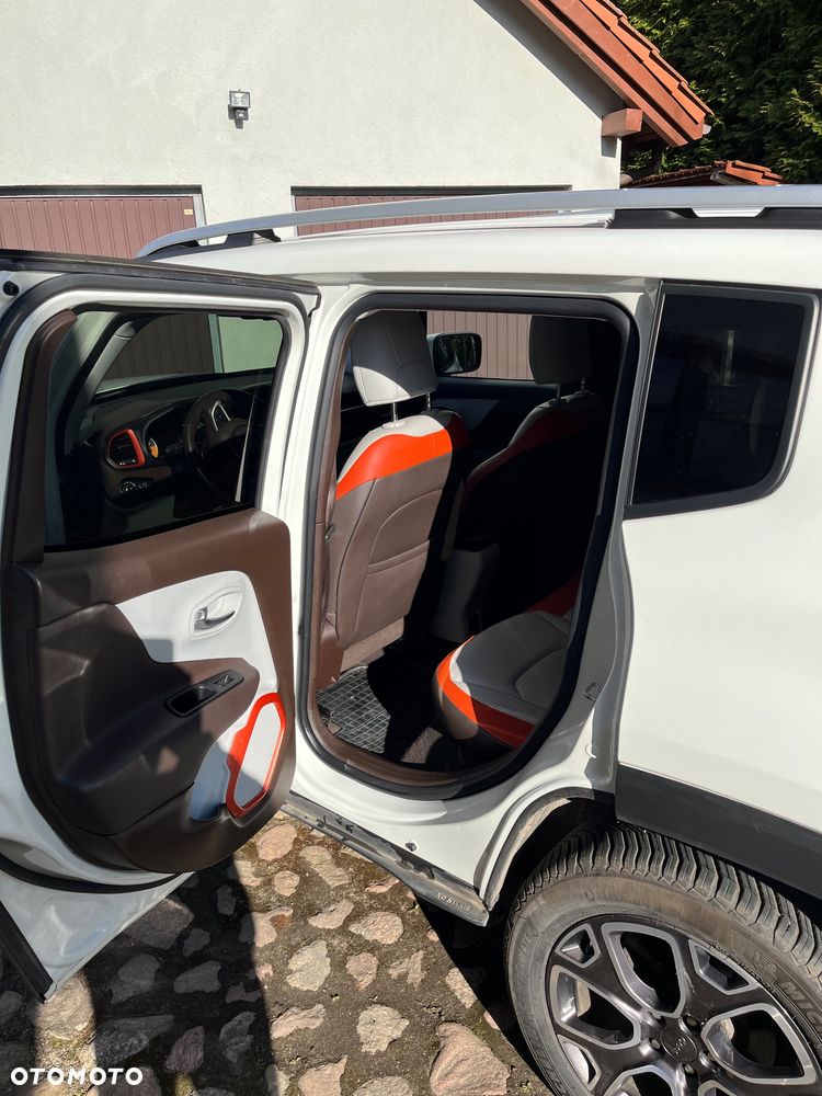 Jeep Renegade 1.4 MultiAir Limited 4WD S&S - 19