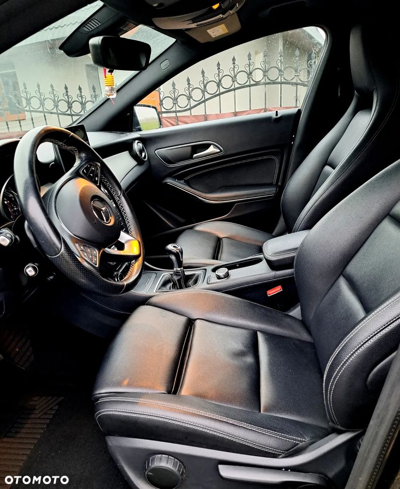 Mercedes-Benz CLA 180 d - 5