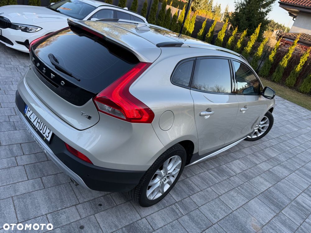 Volvo V40 Cross Country T4 AWD Geartronic Summum - 23