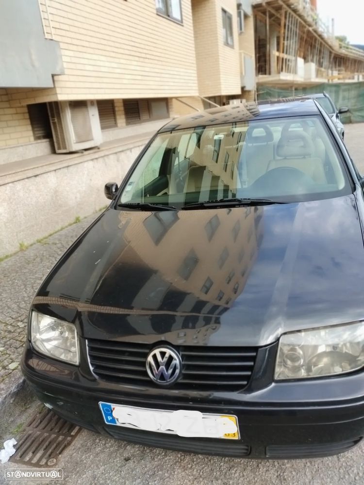 VW Bora - 1