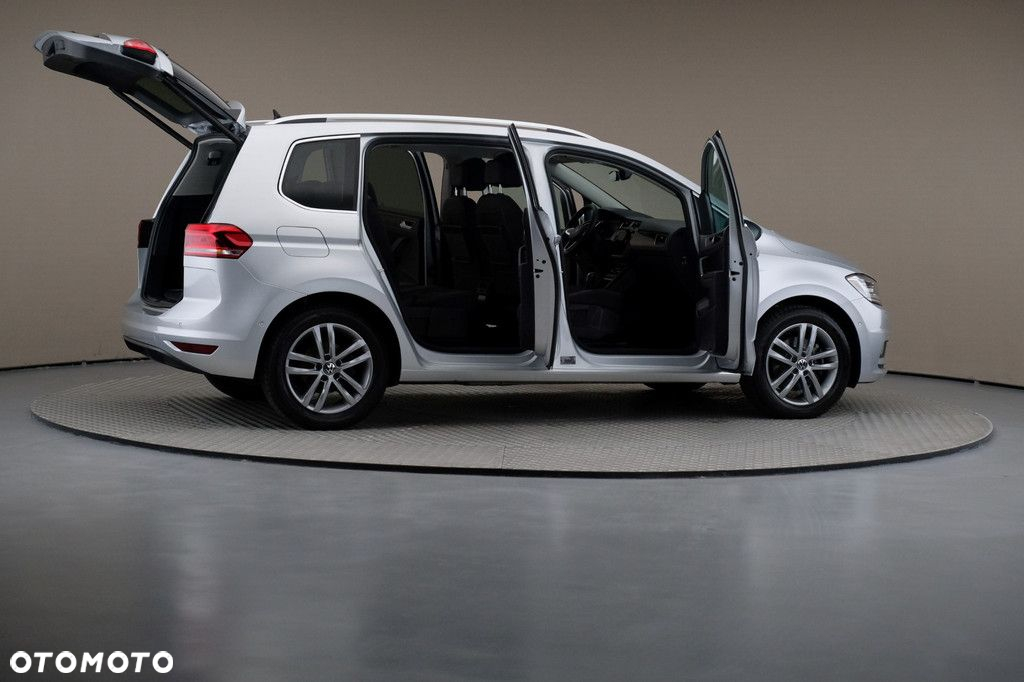 Volkswagen Touran 1.5 TSI EVO Highline DSG - 6