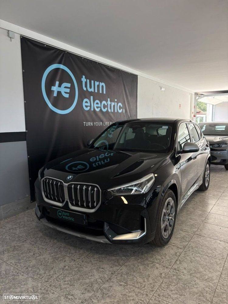 BMW iX1 xDrive30 xLine - 3